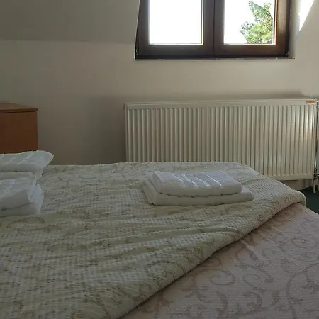 Semesterbostad Kuca U Prirodi